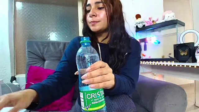 Meganmilk1 online show from 09/10/25, 04:29