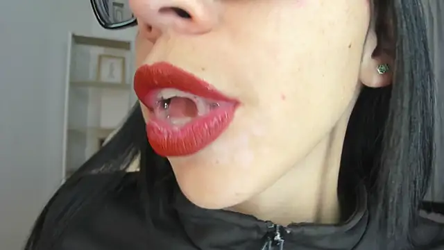 Snapshot of Katty_mouth chatting on 02/28/26, 05:03 Katty mouth online show from 02/28/26, 05:03