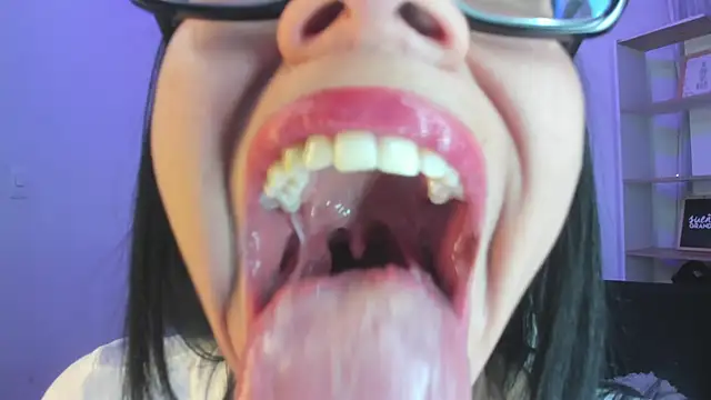 Snapshot of Katty_mouth chatting on 03/16/26, 07:18 Katty mouth online show from 03/16/26, 07:18