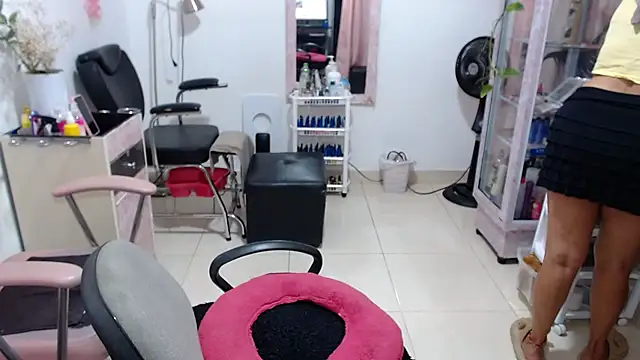 titsbiglovers online show from 04/26/26, 06:27