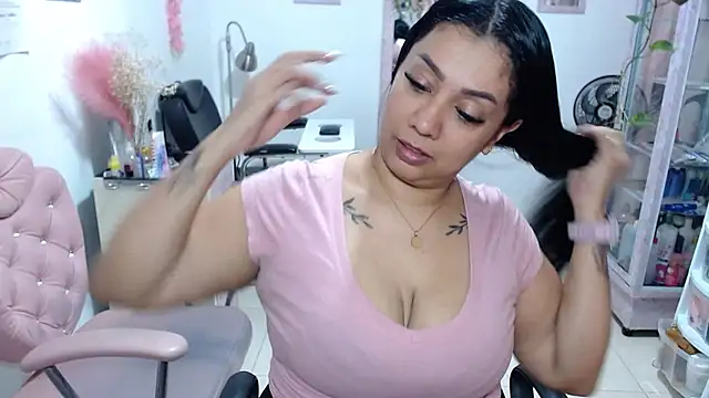 titsbiglovers online show from 05/25/26, 08:37