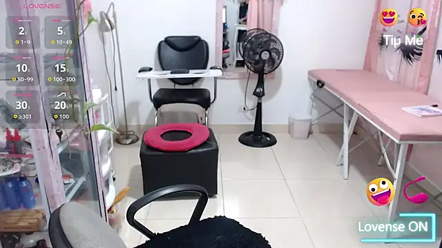 titsbiglovers online show from 06/17/26, 05:03
