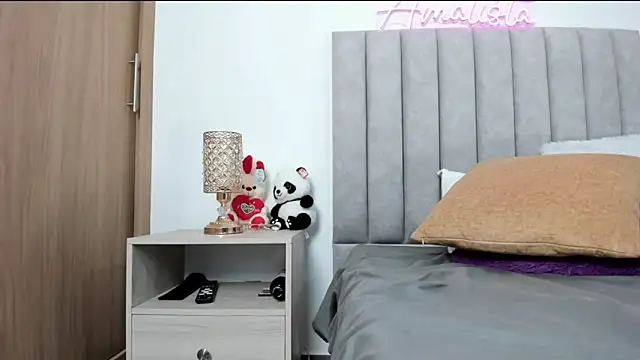 AmatistaSallow   online show from 02/07/25, 04:27