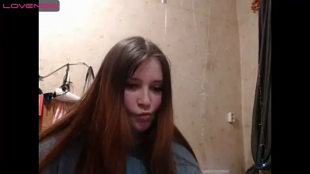 Snapshot of Light_Luna chatting on 12/22/24, 12:49 Light Luna online show from 12/22/24, 12:49