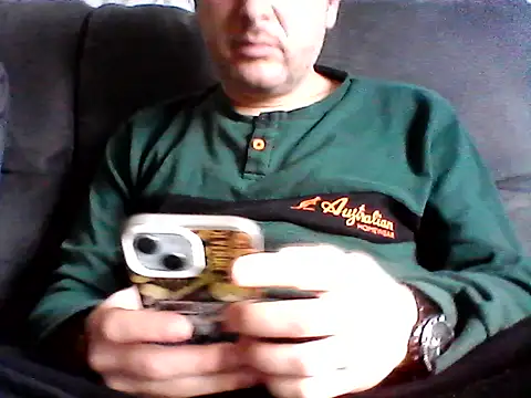 Snapshot of daky_86 chatting on 04/26/26, 02:04 daky 86 online show from 04/26/26, 02:04