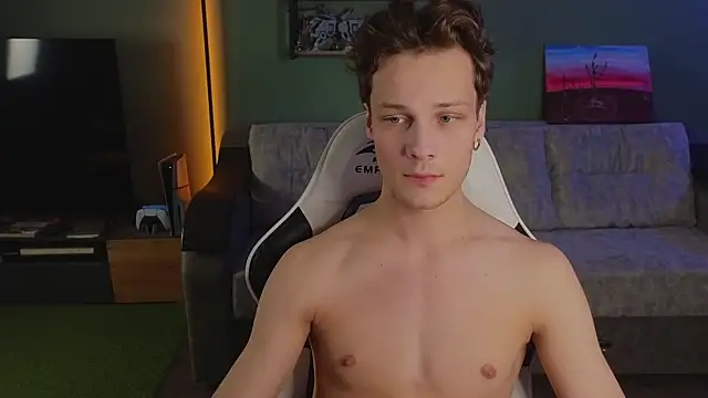 Snapshot of TeddyLiLboy chatting on 12/02/25, 04:46 TeddyLiLboy online show from 12/02/25, 04:46