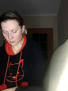 Snapshot of LeraSweet chatting on 12/23/24, 08:36 LeraSweet online show from 12/23/24, 08:36