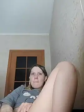 Snapshot of LeraSweet chatting on 03/16/25, 08:11 LeraSweet online show from 03/16/25, 08:11