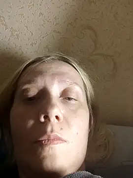 Snapshot of LeraSweet chatting on 10/24/25, 08:05 LeraSweet online show from 10/24/25, 08:05