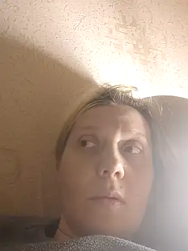 Snapshot of LeraSweet chatting on 10/26/25, 08:26 LeraSweet online show from 10/26/25, 08:26