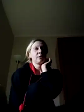 Snapshot of LeraSweet chatting on 02/15/26, 09:11 LeraSweet online show from 02/15/26, 09:11