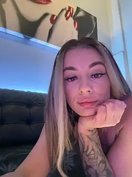 IsabellaEtthan online show from 02/28/25, 08:18