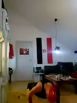 Snapshot of eltoulou chatting on 02/03/25, 06:39 eltoulou online show from 02/03/25, 06:39