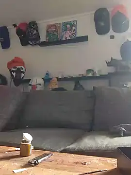 Snapshot of eltoulou chatting on 02/11/25, 01:51 eltoulou online show from 02/11/25, 01:51