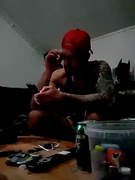 Snapshot of eltoulou chatting on 02/25/25, 01:20 eltoulou online show from 02/25/25, 01:20