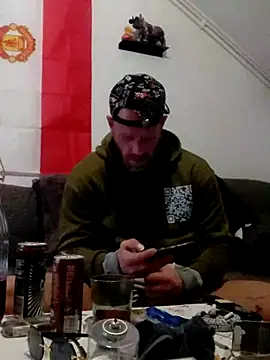 Snapshot of eltoulou chatting on 03/07/25, 02:36 eltoulou online show from 03/07/25, 02:36