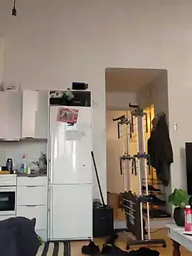 Snapshot of eltoulou chatting on 03/19/25, 05:17 eltoulou online show from 03/19/25, 05:17