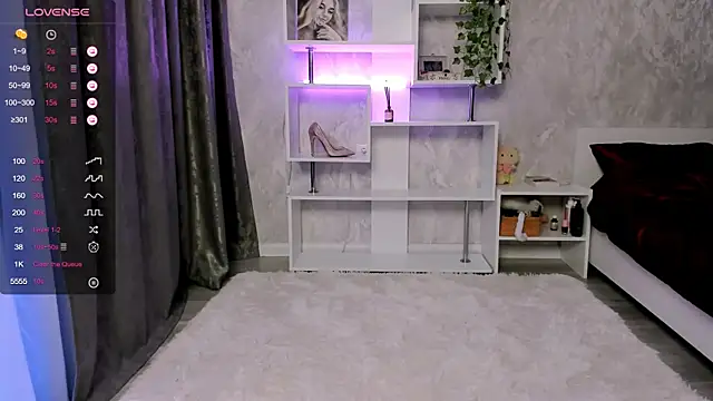 Snapshot of Polly__Hill chatting on 01/12/26, 02:44 Polly Hill online show from 01/12/26, 02:44