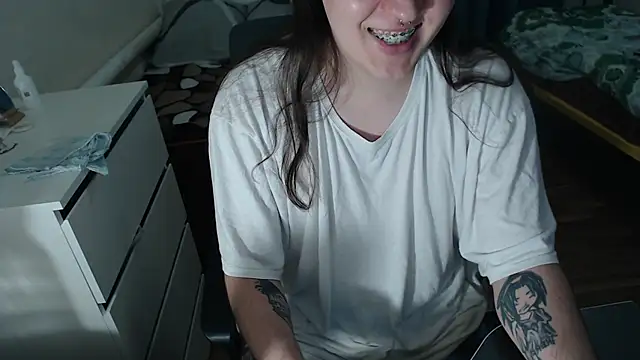 EvaMiron online show from 11/10/25, 07:51