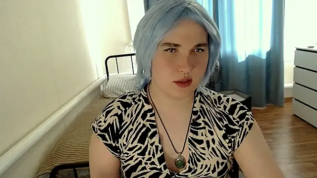 EvaMiron online show from 06/25/26, 11:48