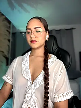 gretta kler1 online show from 11/20/25, 09:47