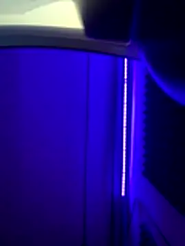 Snapshot of HornyBoyTim chatting on 12/18/25, 03:45 HornyBoyTim online show from 12/18/25, 03:45