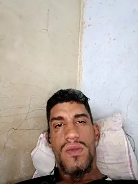 Snapshot of fieltoprj1 chatting on 11/20/25, 11:48 fieltoprj1 online show from 11/20/25, 11:48