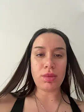 deliaroyal online show from 02/16/26, 01:18