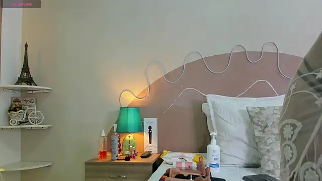 natasha jurado online show from 12/20/25, 11:56