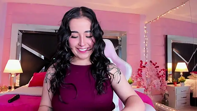 Snapshot of Andrex_Joness chatting on 02/19/25, 03:28 Andrex Joness online show from 02/19/25, 03:28