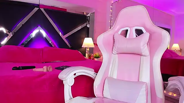 Snapshot of Andrex_Joness chatting on 02/23/25, 07:11 Andrex Joness online show from 02/23/25, 07:11