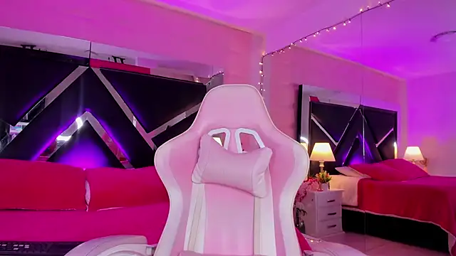 Snapshot of Andrex_Joness chatting on 02/26/25, 04:47 Andrex Joness online show from 02/26/25, 04:47