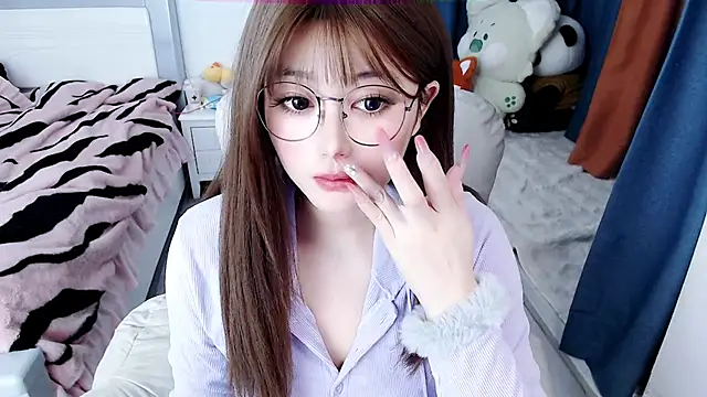 Snapshot of Sweet-18wanwan chatting on 02/13/26, 04:47 Sweet-18wanwan online show from 02/13/26, 04:47