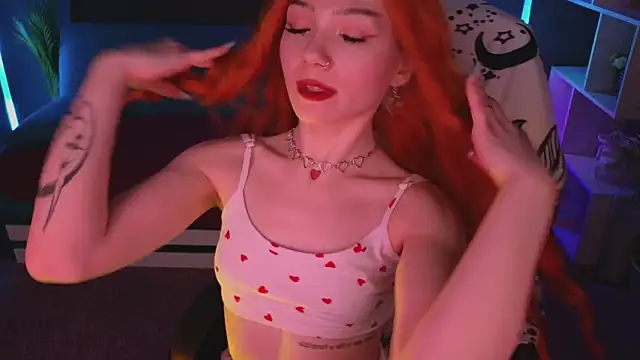 Snapshot of SandraBoyl chatting on 02/09/25, 07:27 SandraBoyl online show from 02/09/25, 07:27