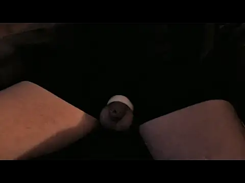 Snapshot of lujoka chatting on 12/20/25, 09:05 lujoka online show from 12/20/25, 09:05