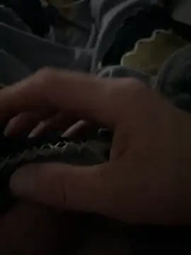 Snapshot of fullfillyourdreams chatting on 10/09/25, 10:19 fullfillyourdreams online show from 10/09/25, 10:19