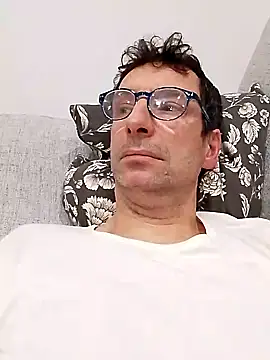 Snapshot of Anastasio33 chatting on 01/08/25, 09:44 Anastasio33 online show from 01/08/25, 09:44