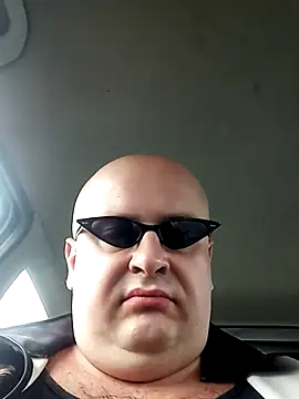 Snapshot of perversalus chatting on 09/11/25, 06:02 perversalus online show from 09/11/25, 06:02