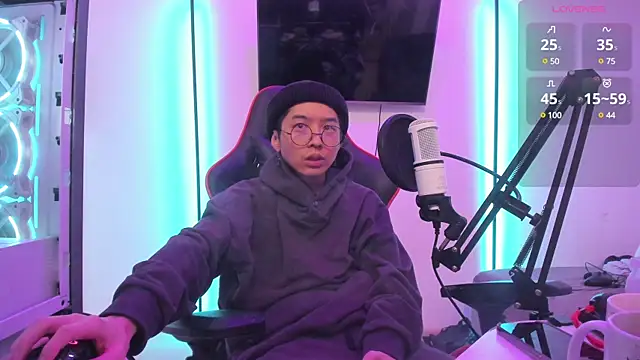 wexlee7 online show from 12/04/24, 12:30