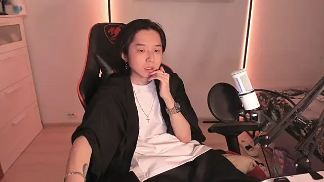 Snapshot of wexlee7 chatting on 01/08/26, 12:35 wexlee7 online show from 01/08/26, 12:35