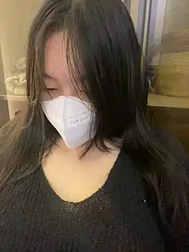 Snapshot of MEOW_MEO chatting on 12/21/25, 03:19 MEOW MEO online show from 12/21/25, 03:19