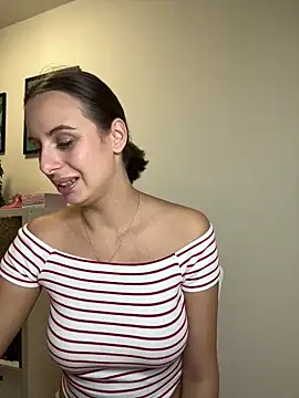 Hii Lolla online show from 12/15/24, 06:15