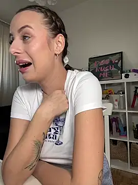 Hii Lolla online show from 01/29/25, 08:51