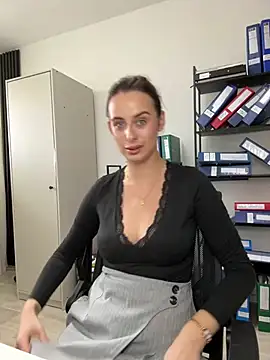 Hii Lolla online show from 03/21/25, 11:01