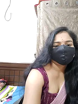 Snapshot of Keerthi-Telugu chatting on 07/11/26, 04:37 Keerthi-Telugu online show from 07/11/26, 04:37