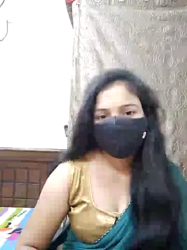 Snapshot of Keerthi-Telugu chatting on 07/15/26, 04:07 Keerthi-Telugu online show from 07/15/26, 04:07