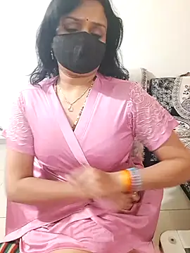 Snapshot of khushikhushi chatting on 01/06/25, 05:27 khushikhushi online show from 01/06/25, 05:27