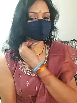 Snapshot of khushikhushi chatting on 01/13/25, 07:54 khushikhushi online show from 01/13/25, 07:54