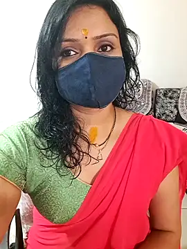 Snapshot of khushikhushi chatting on 01/22/25, 07:03 khushikhushi online show from 01/22/25, 07:03