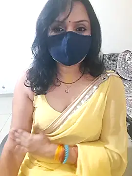 Snapshot of khushikhushi chatting on 02/13/25, 05:11 khushikhushi online show from 02/13/25, 05:11